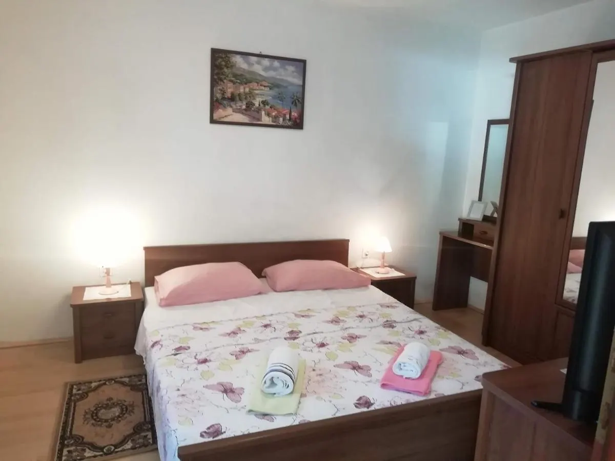 Apartman Zlata Razanac 0*,