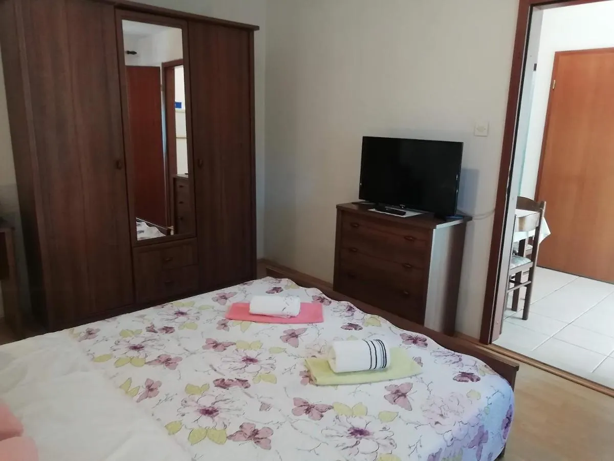 Apartman Zlata Razanac Croatia